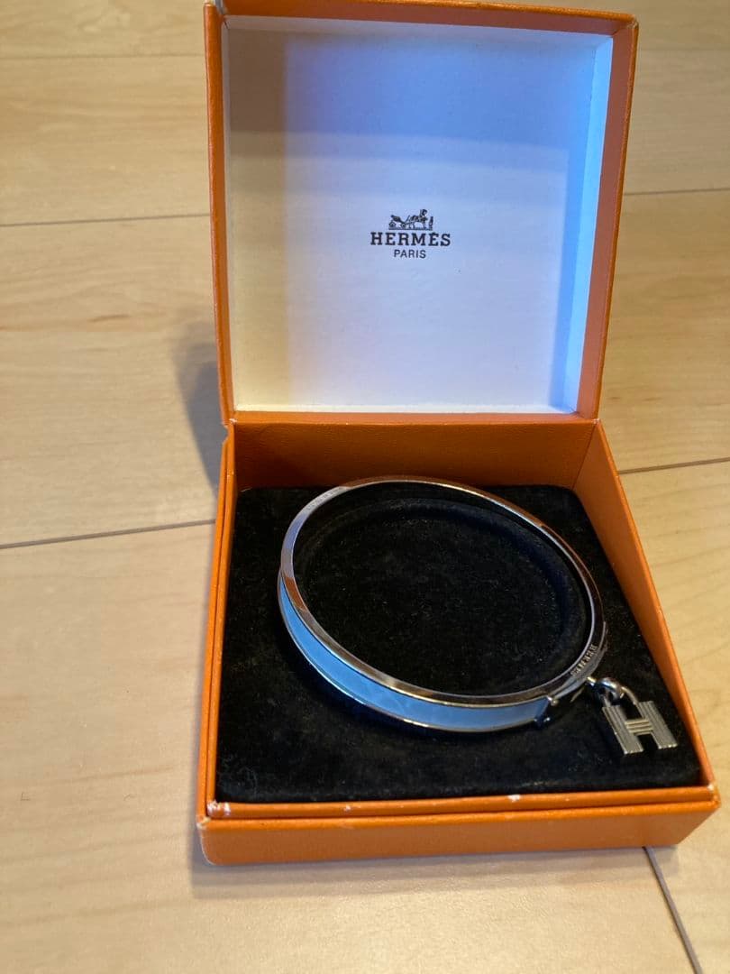 エルメス HERMES ブレスレット バングル Hカデナチャーム