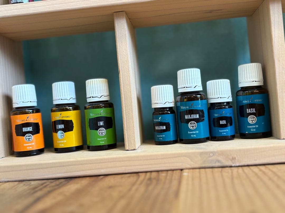 みか。 Young livingエッセンシャルオイルセット