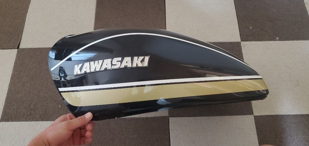 ゼファー400タンクカバー