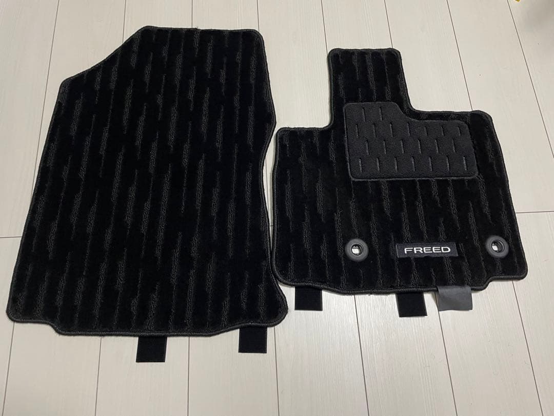 HONDA現行 フリード純正プレミアム フロアマット GT5
