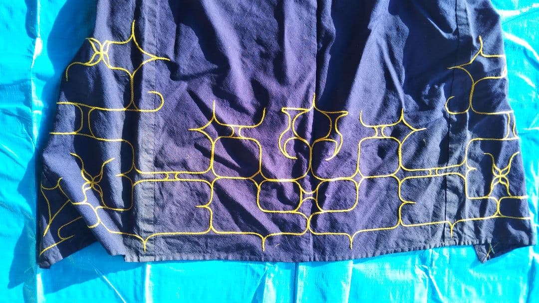 (値下げ)アイヌ伝統衣装　当時物　手縫い刺繍　歴史的保存品