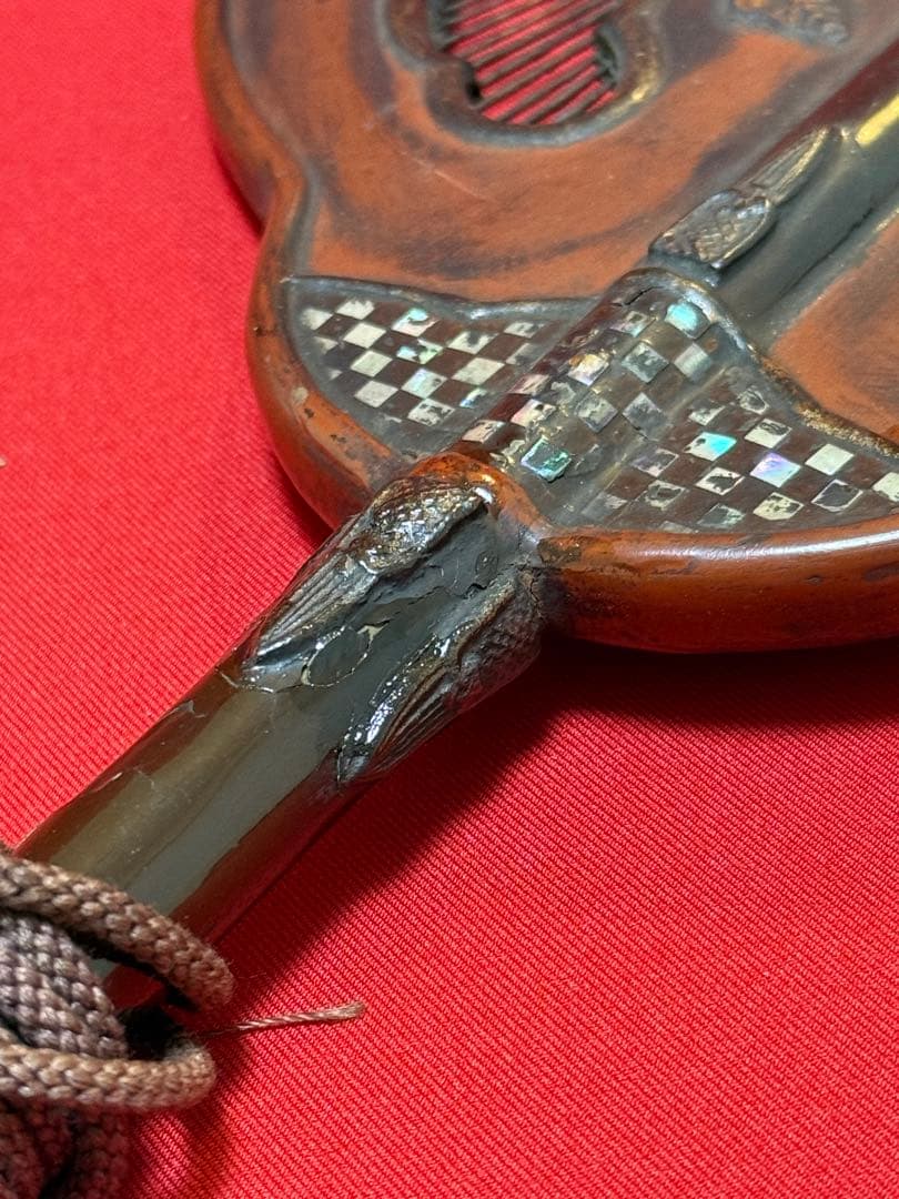 中国美術 螺鈿細工 竹組 朱黒漆螺鈿漆蒔絵軍配 大漆嵌螺鈿軍配団扇 古武具 唐物