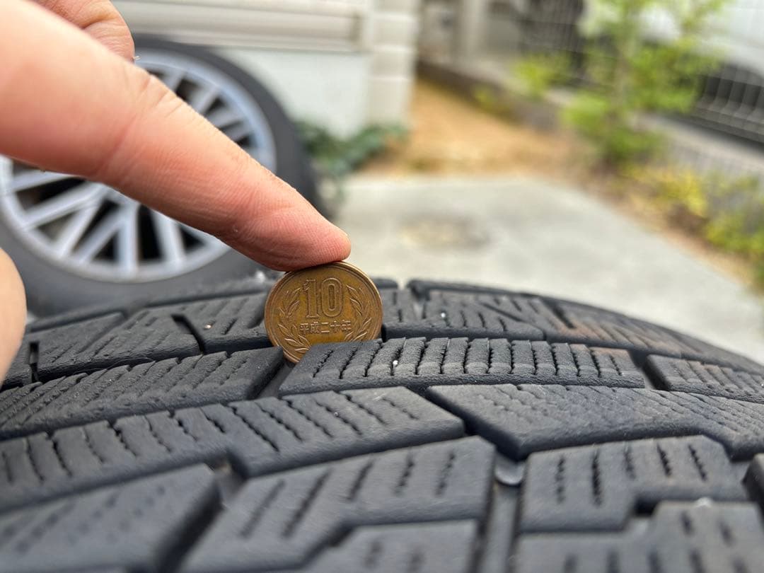 Yokohama 18インチ スタッドレスセット 235/45R18