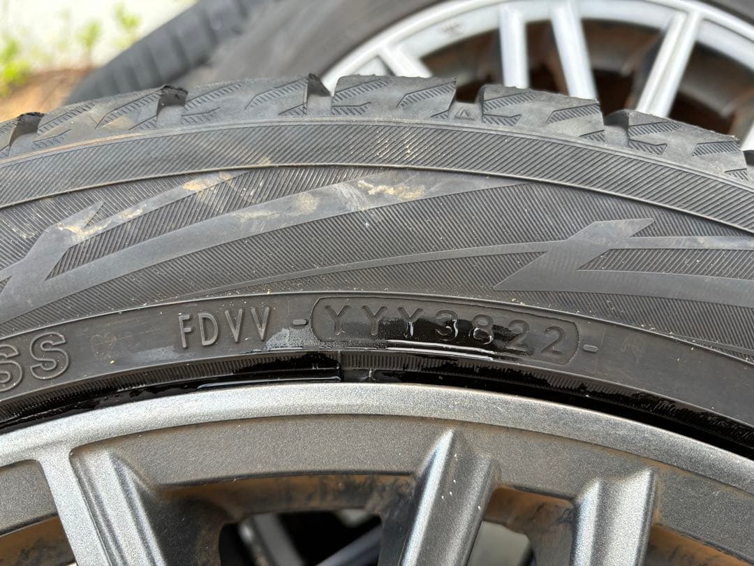 Yokohama 18インチ スタッドレスセット 235/45R18