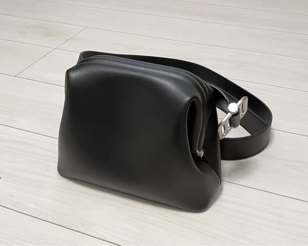 OSOI MINI BROT バッグ ブラック