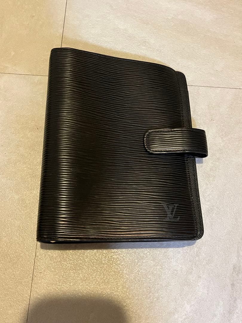ルイヴィトン　スケジュール帳