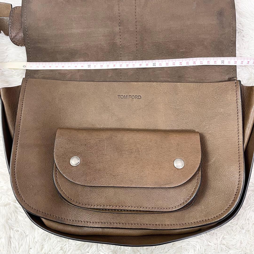 TOM FORD トムフォード ショルダーバッグ メッセンジャーバッグ ブラウン