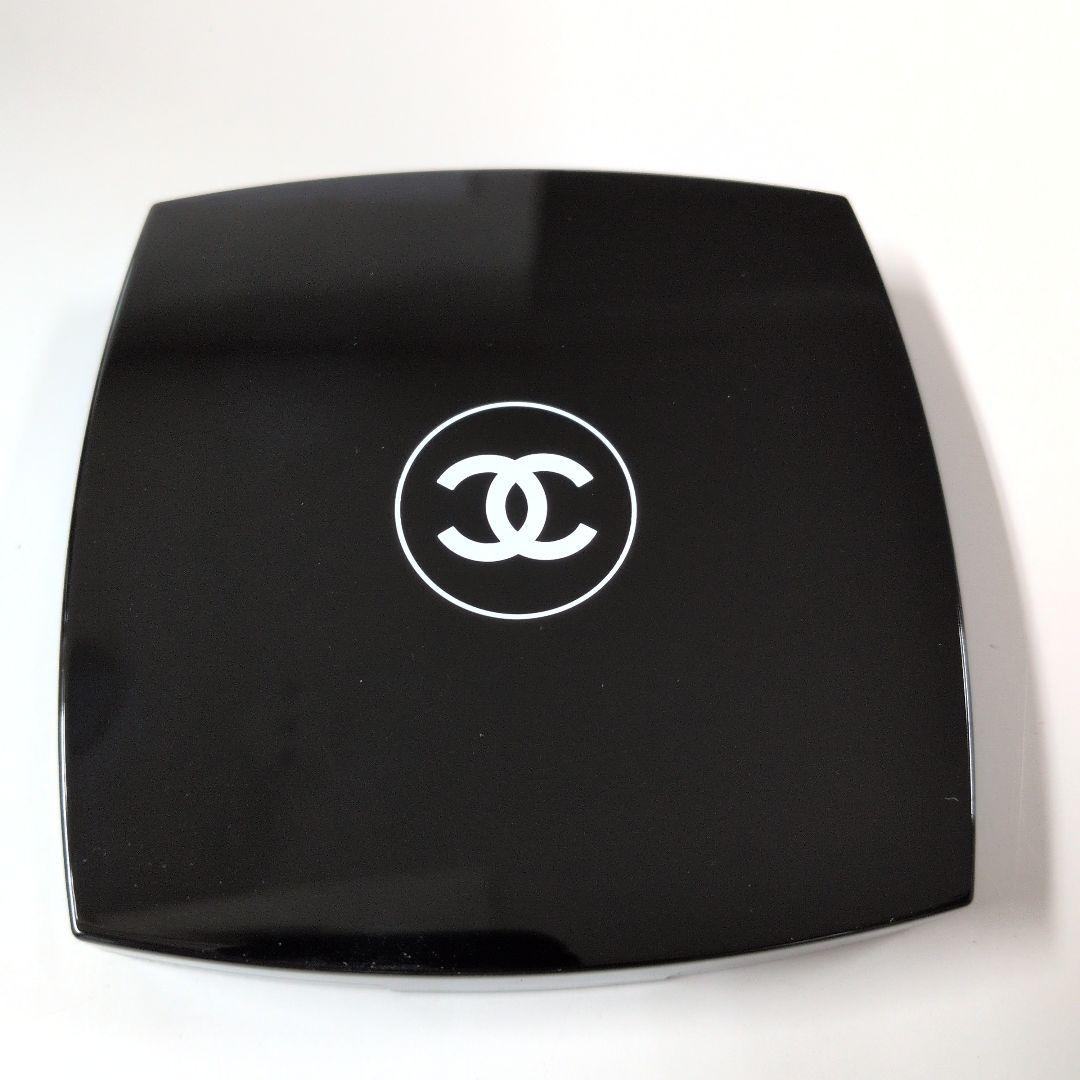 シャネル ジュー ドゥ ルミエール