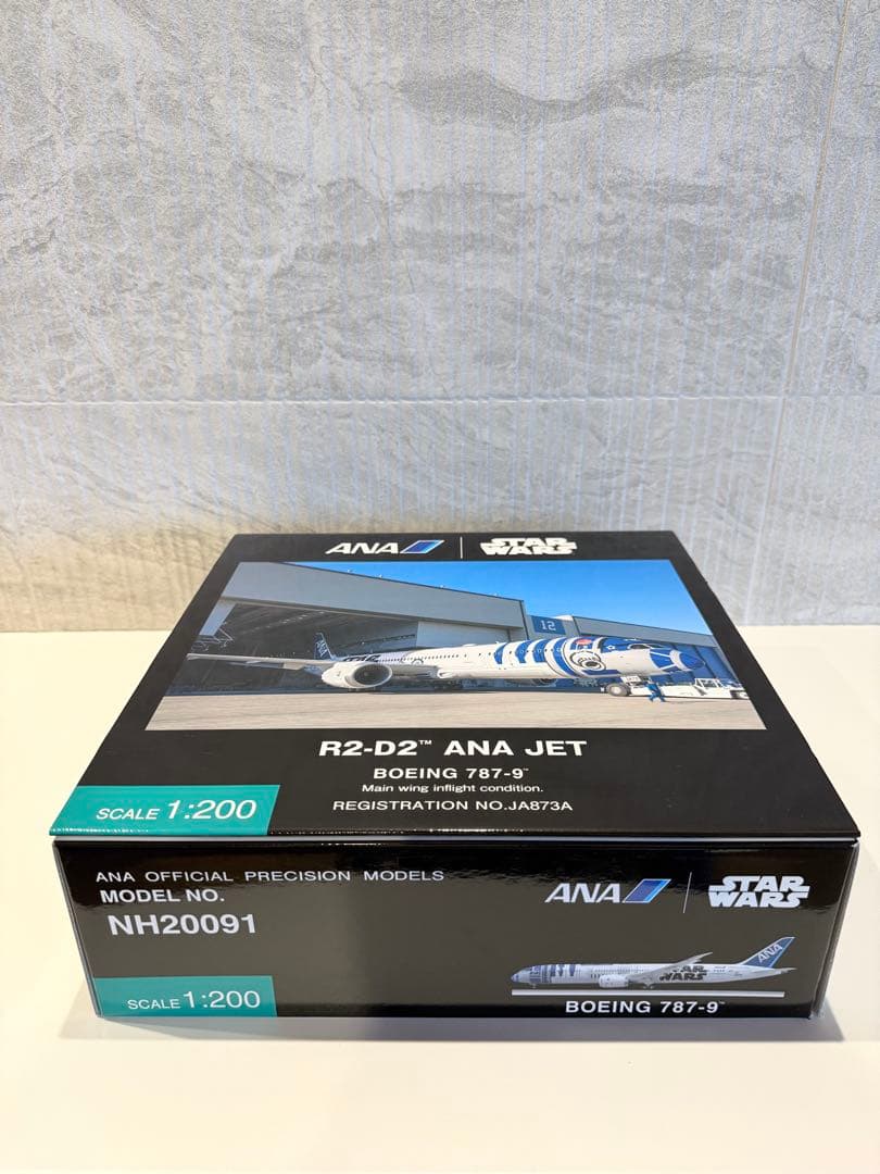 【新品未開封】全日空商事 1/200 B787-9 R2-D2 ANA JET