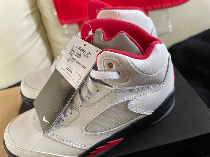 新品　スラムダンク 流川楓　AJ5キッズ18㎝　ファイヤーレッド