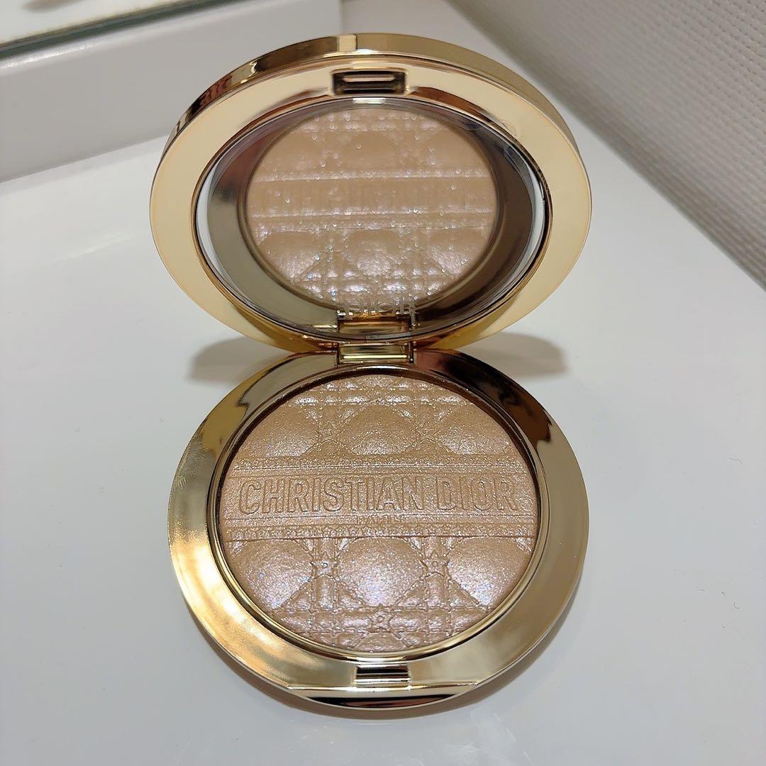 Diorホリデー　フォーエヴァー グロウ ルミナイザー001