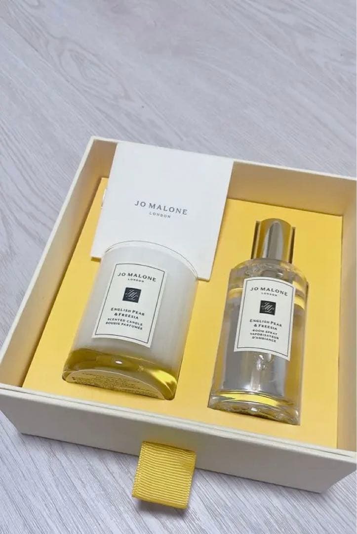 【新品】ジョーマローン　イングリッシュペア&フリージア　ルームスプレーキャンドル