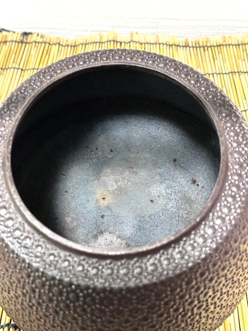 未使用、保管品　南部三厳堂１８型九重亀甲　南部鉄瓶　nasco様　売約済み