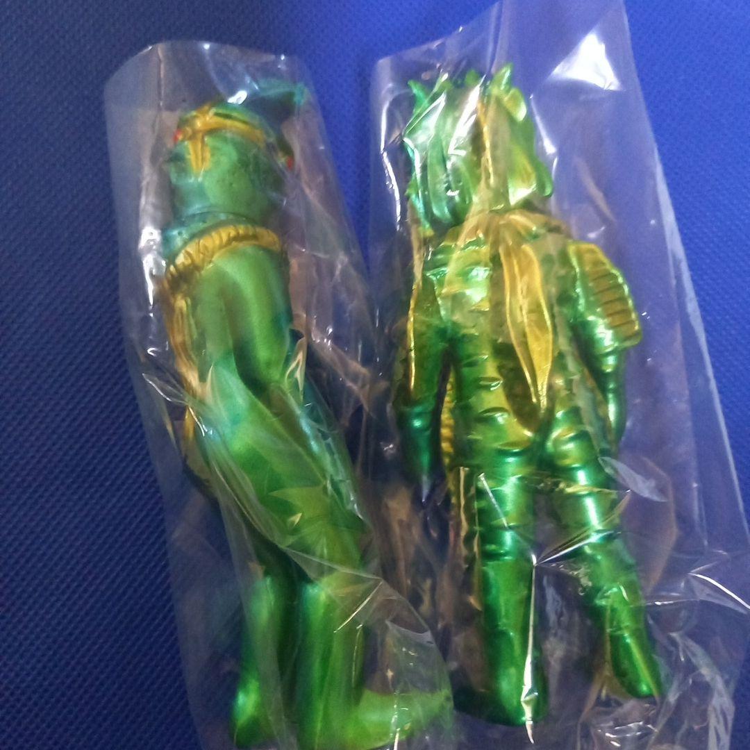 USTOYS ケムール人&ラゴン　スーフェス限定20 古谷敏さんサイン入り写真