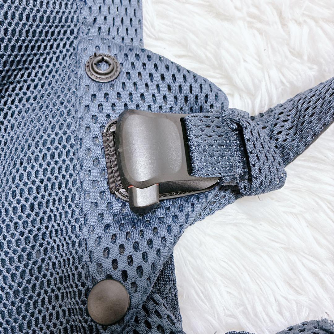 極美品 ベビービョルン 抱っこ紐 ハーモニー Harmony ネイビー