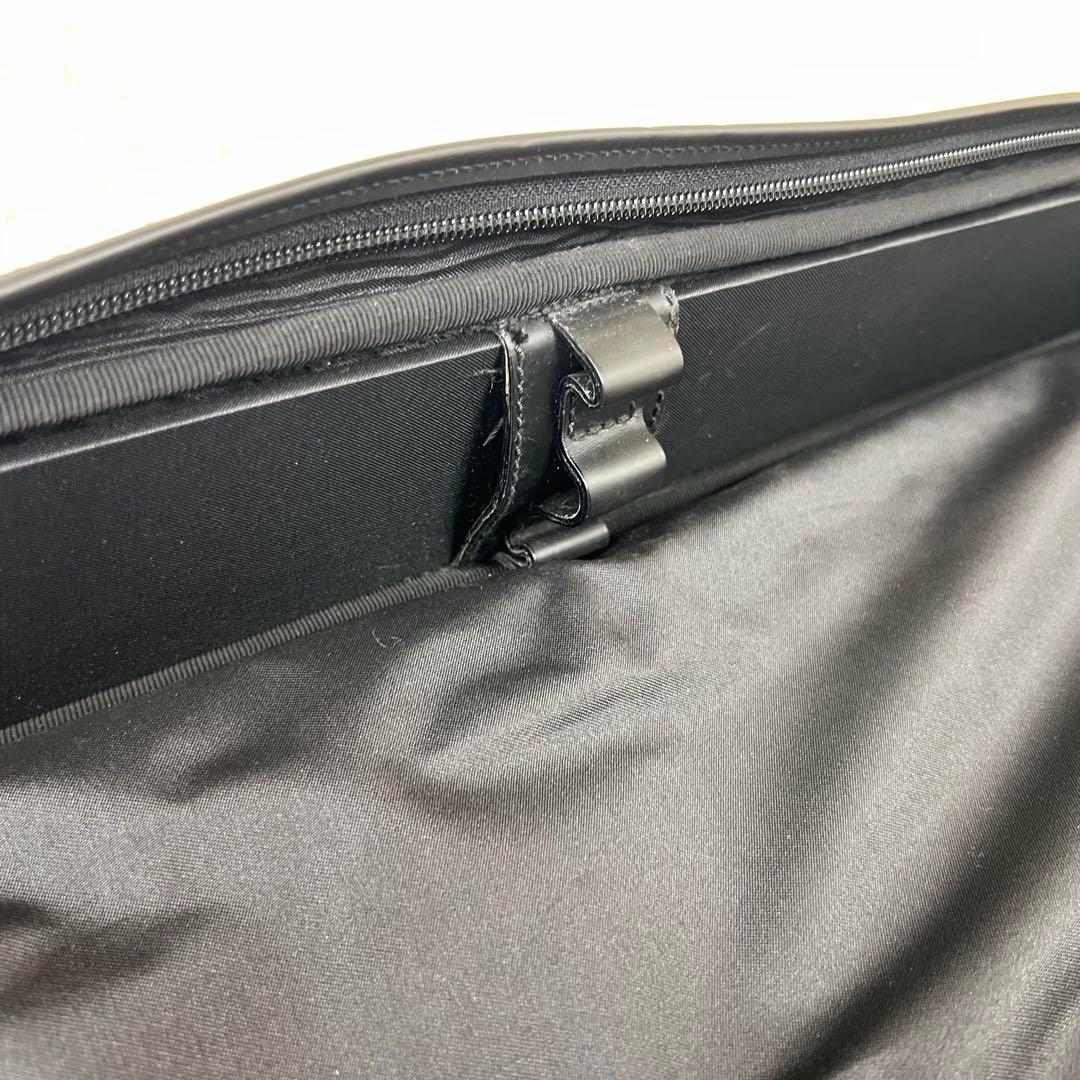 希少 GUCCI グッチ ガーメントバッグ スーツケース GG 2Way 黒