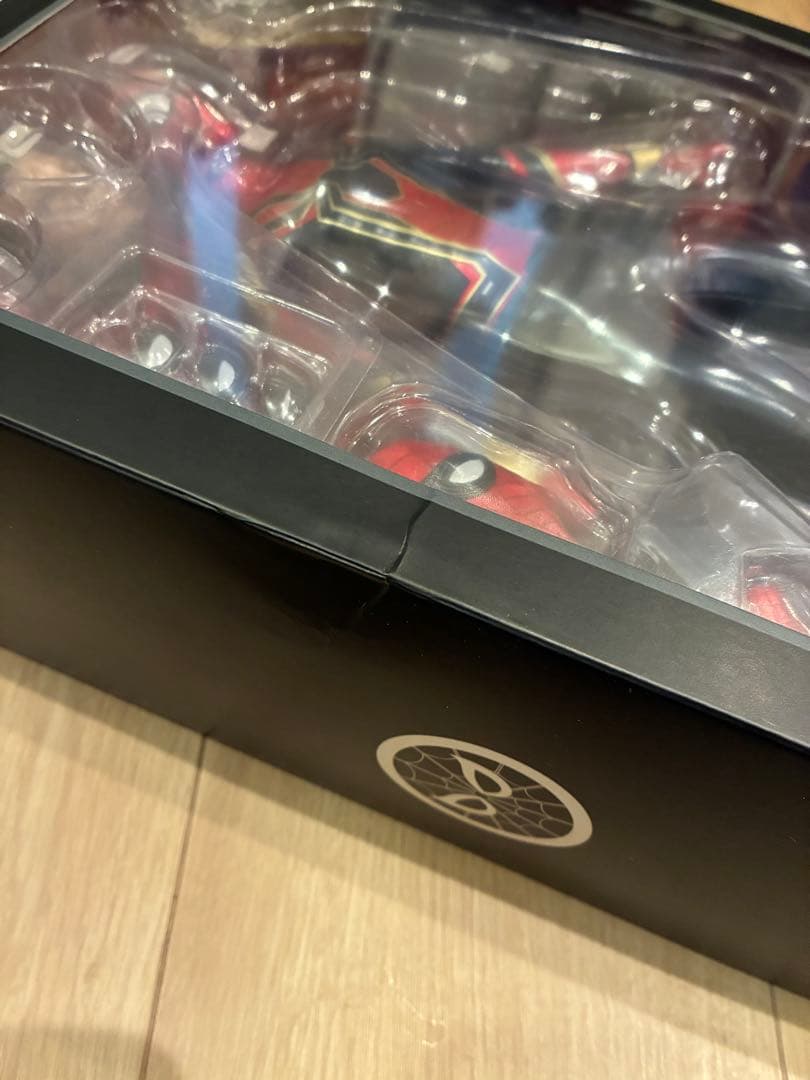 marvel Hot Toys ホットトイズ　アイアンスパイダー