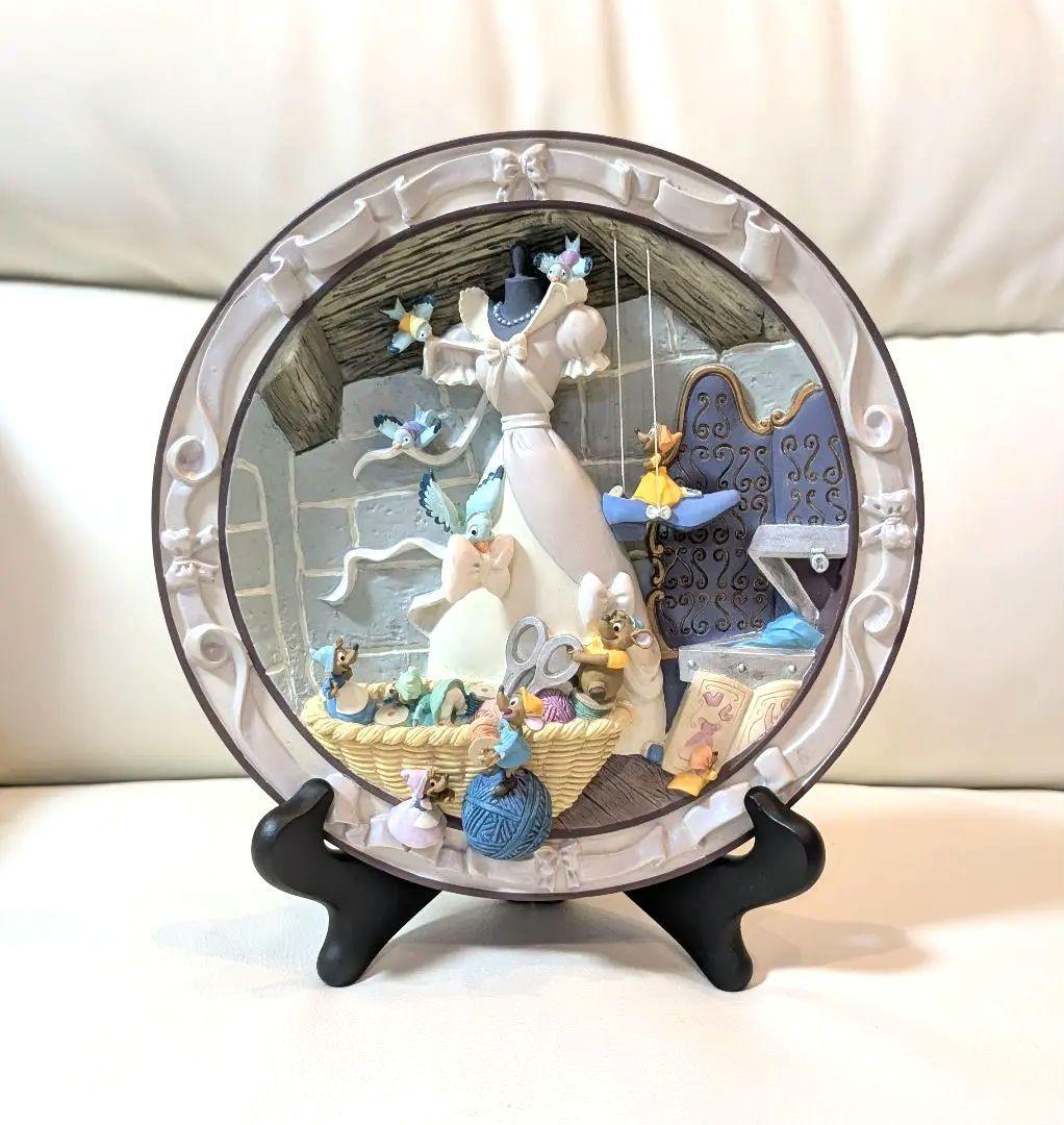 シンデレラ　リミテッドプレート　ディズニー　ピンクドレス　3D　お皿