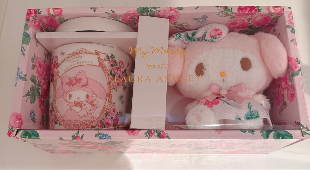 マイメロディ マグカップ&マスコットホルダーセット