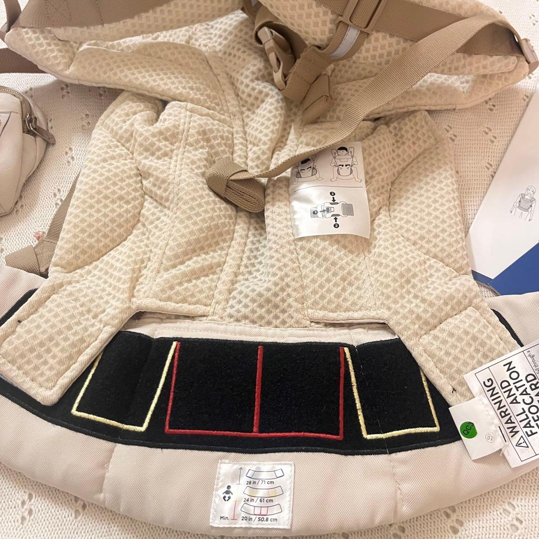 エルゴベビー オムニブリーズ　ナチュラルベージュ