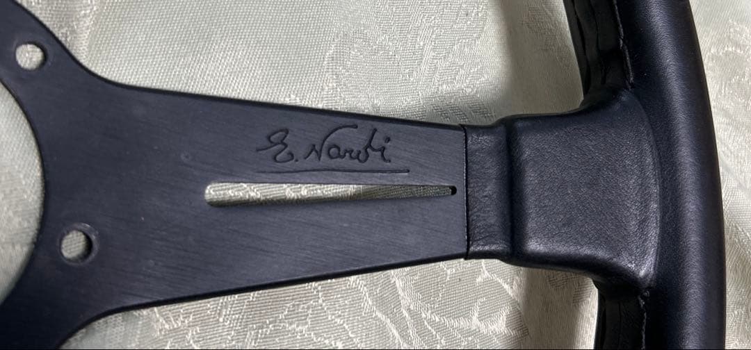 【中古】NARDI ナルディ クラシック ブラックレザー＆ブラックスポーク