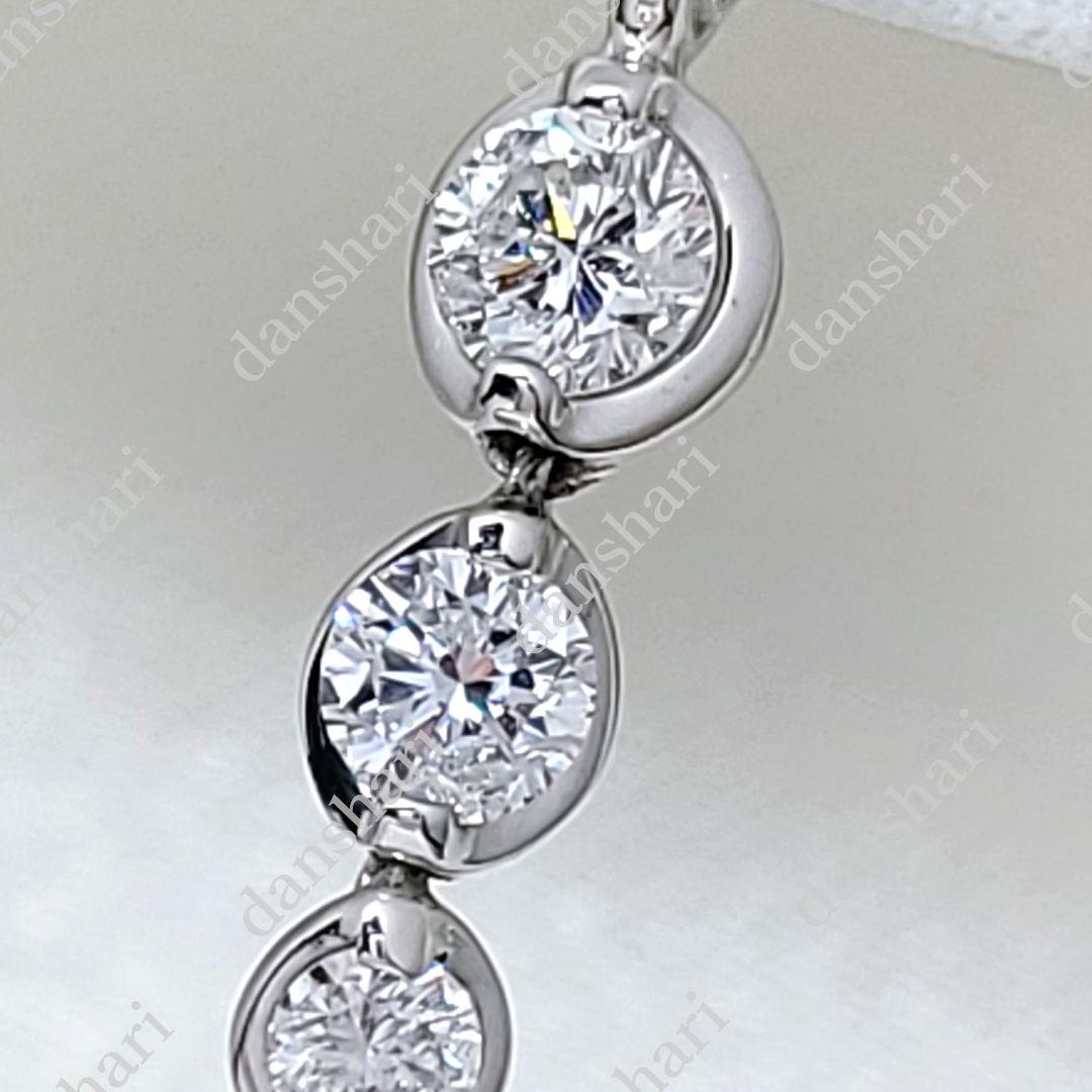 Pt900.850/人気デザイン/スリーストーン/上質ダイヤネックレス16万円