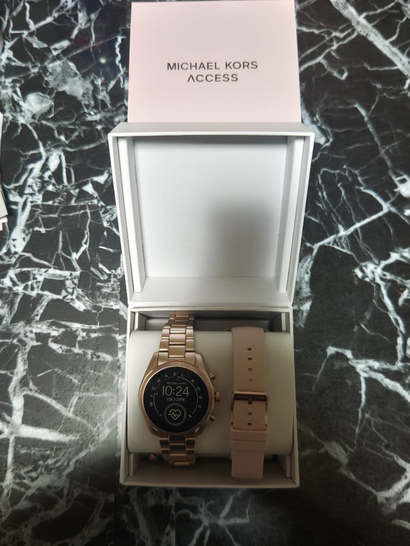 MICHAEL KORS ACCESS スマートウォッチ ローズゴールド