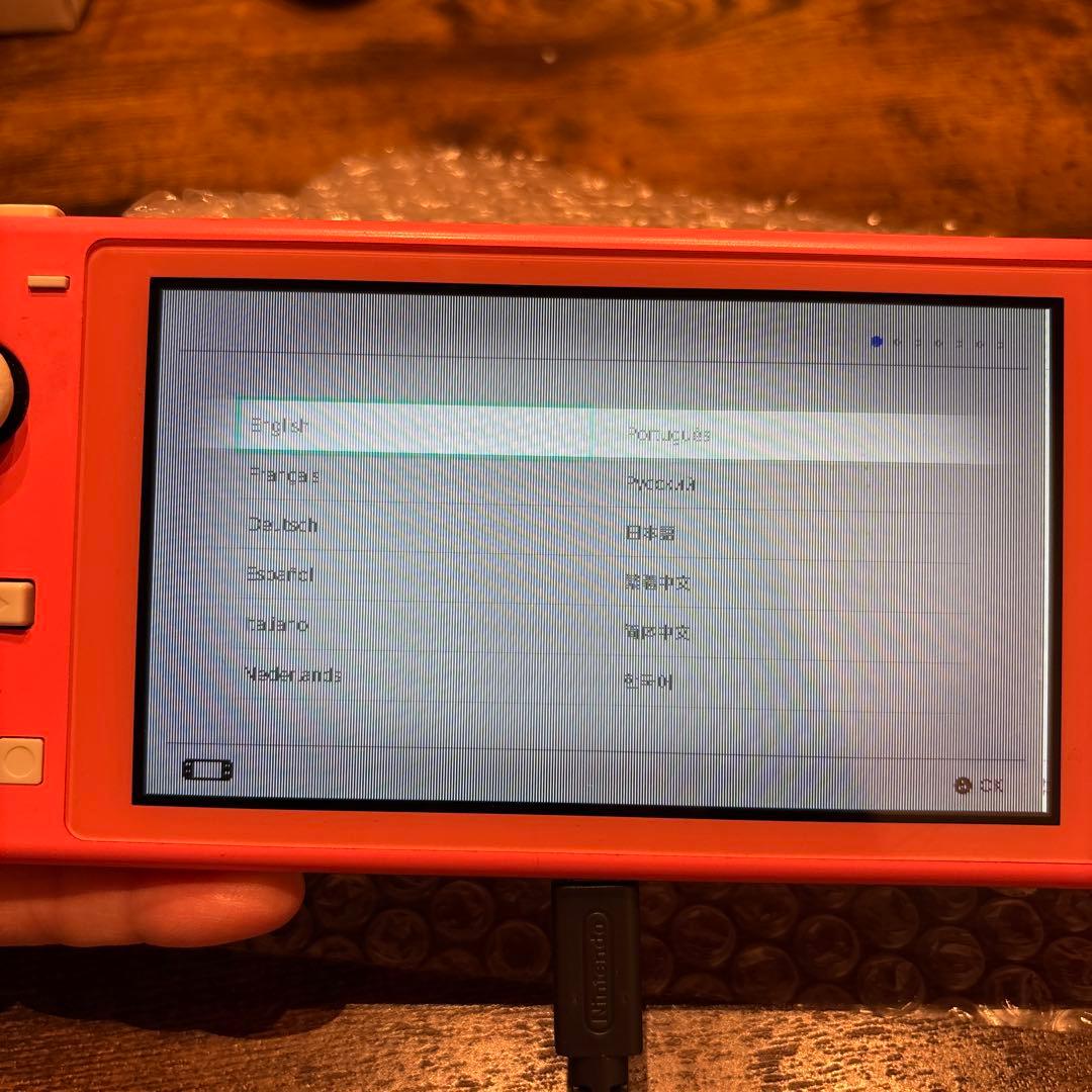 Switchライト　コーラルピンク　ジャンク品