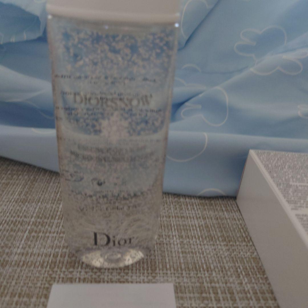 本日発送可！【新品・未使用】ディオール　スノーエッセンスオブライト　175ml