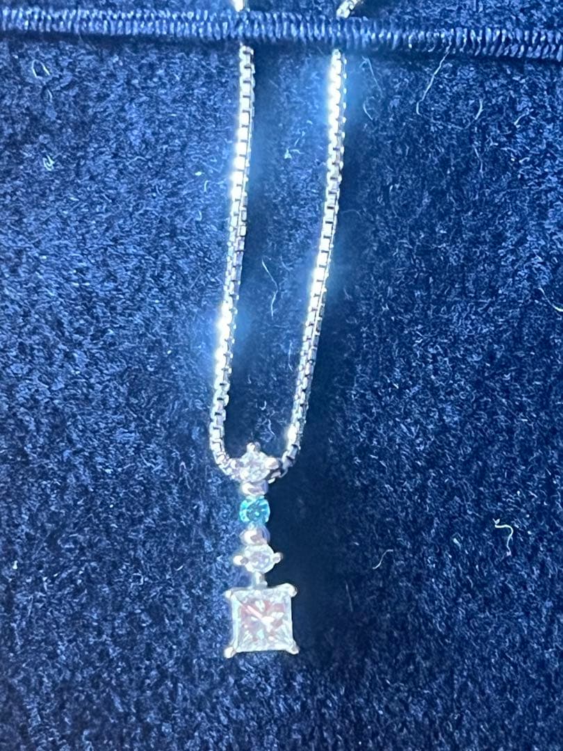 K18WG ダイヤモンドネックレス 0.20ct 保証書あり 未使用