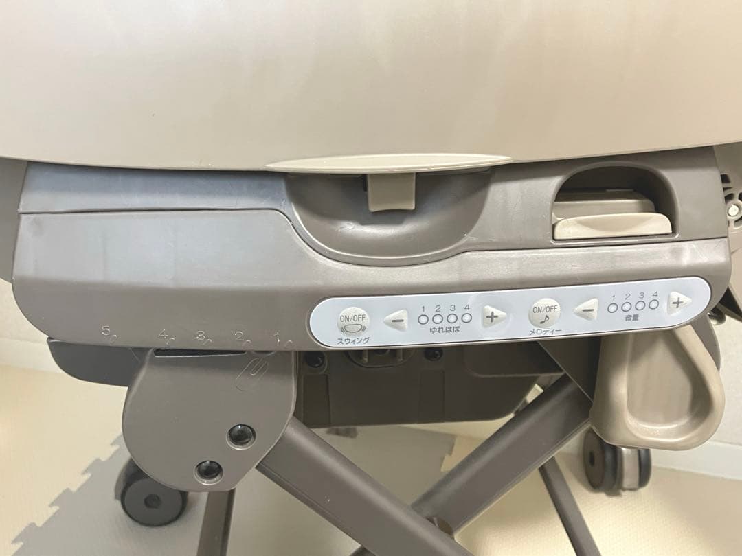 COMBI コンビ　ネムリラ　オートスウィング　 auto swing