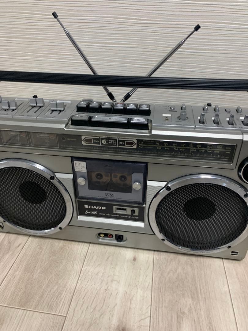 動作品！美品ラジカセ シャープ SHARP GF-303ST AM FM ラジオ