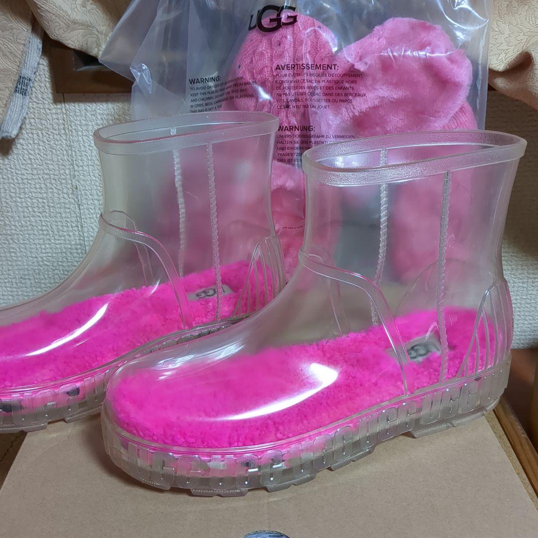UGG 予備用ソックスとW DRIZLITA CLEAR レインブーツのセット