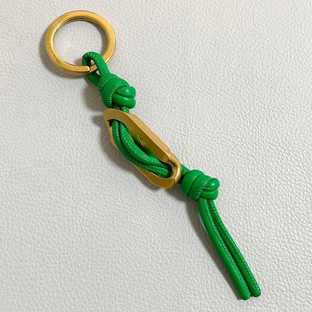 BOTTEGA VENETA / キーリング イニシャル M パラキート