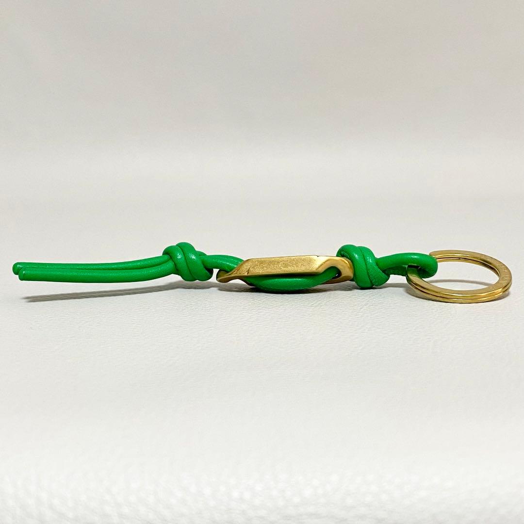 BOTTEGA VENETA / キーリング イニシャル M パラキート