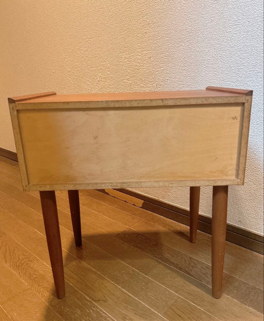 【北欧ヴィンテージ】デンマーク　チーク材　サイドチェスト2段