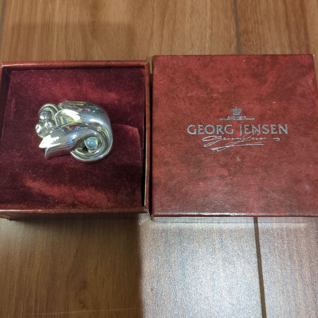   シルバーブローチ 花デザイン