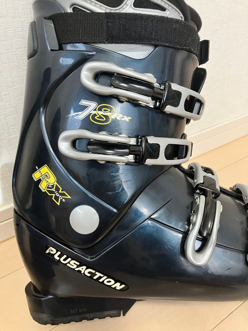 プラスアクション　PLUSACTION スキーブーツ でかい30.0cm以上？
