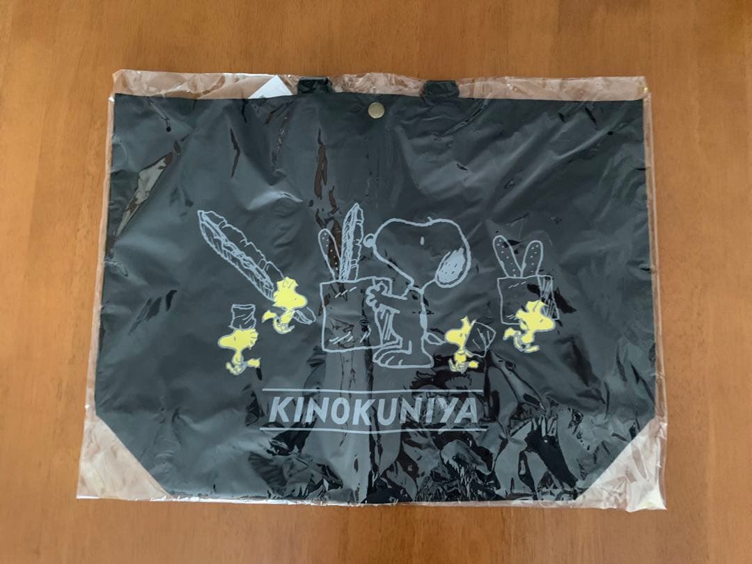 PEANUTS×紀ノ国屋コラボ アジャスタブルストラップバッグ　ブラック