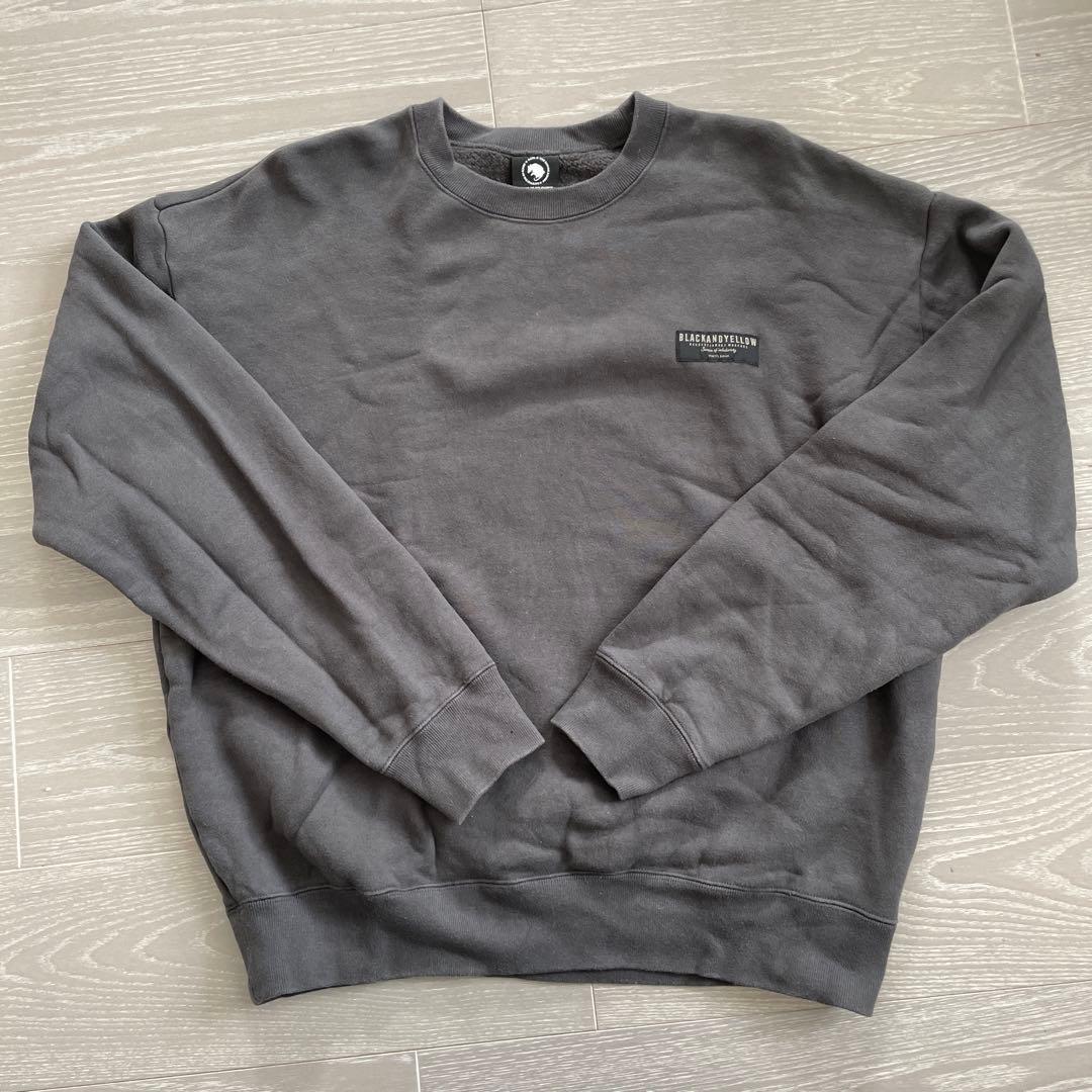 BLACKANDYELLOW トレーナー
