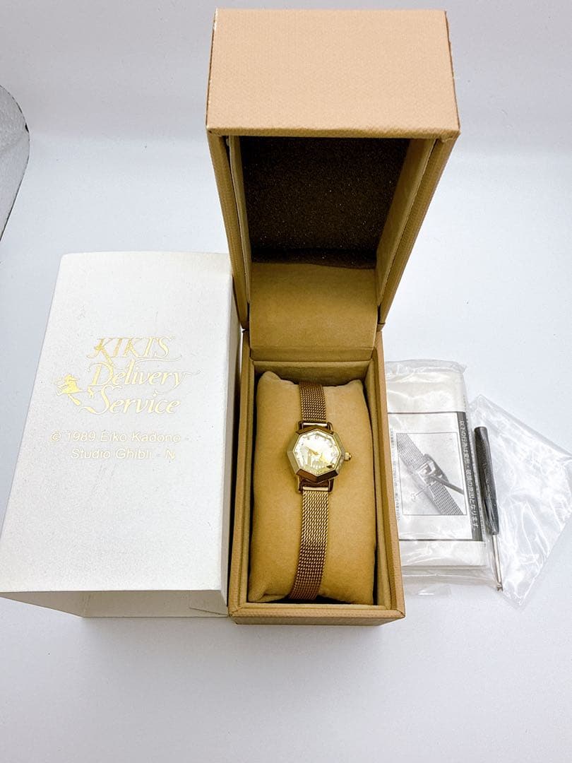 電池新品交換済み　魔女の宅急便　私のご褒美時計　腕時計　ジブリ　キキ