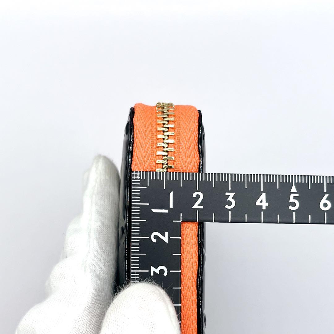 【24時間以内発送】Vivienne Westwood 長財布