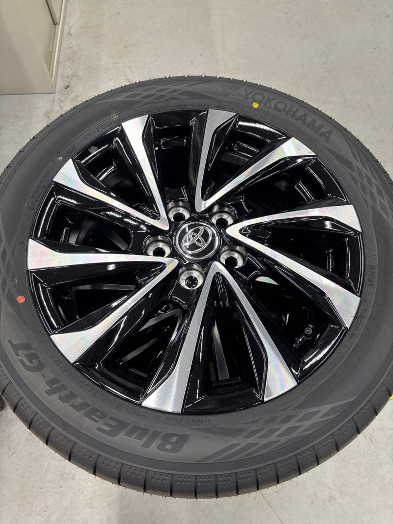 90ノア　SZ 純正タイヤホイールセット新車外し