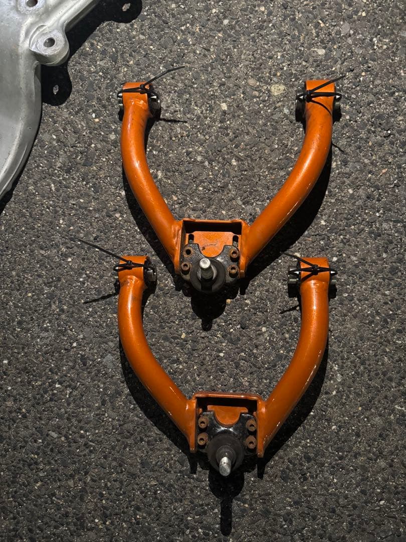 ニキさん専用18.20.21.クラウン用　SKID アッパーアーム フロント