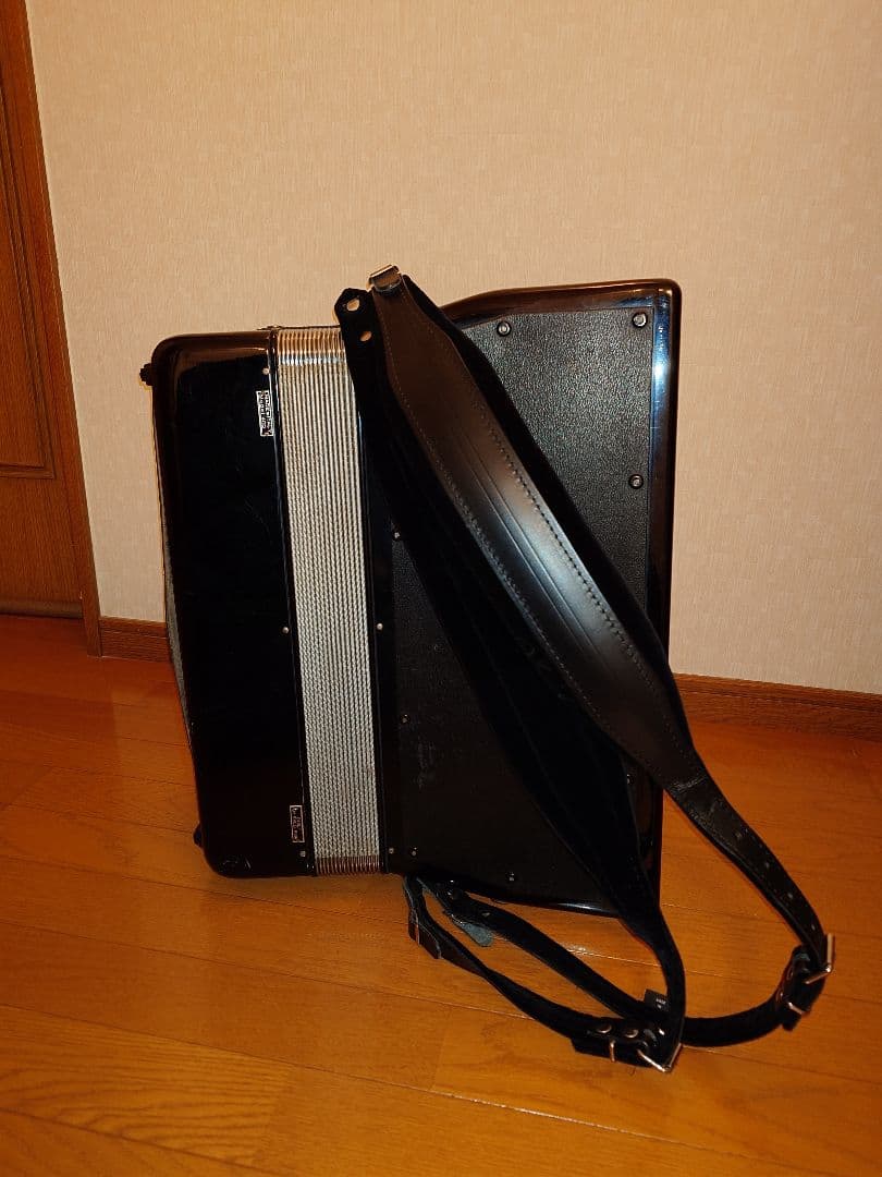 イタリア製　アコーディオン　EXCELSIOR エキセルシャー　MOD.400