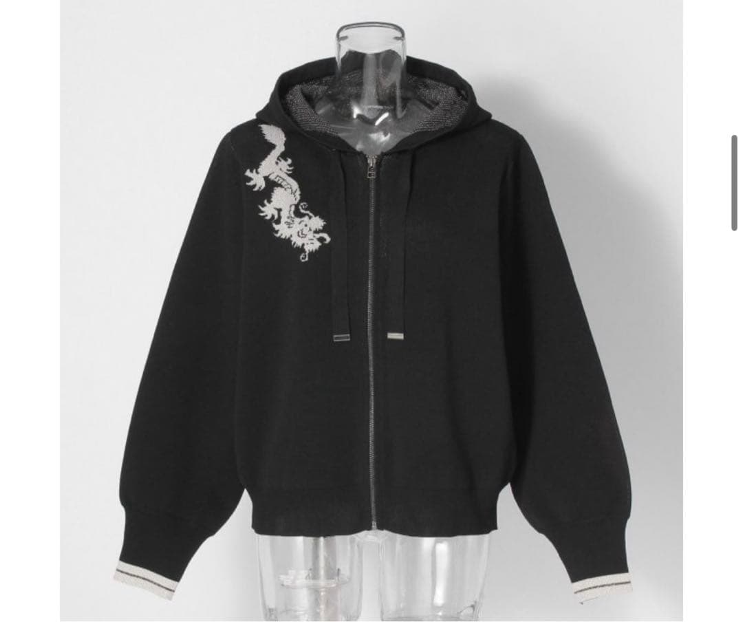 ヴィヴィアンタム　viviennetam ニットパーカー　38 試着のみ