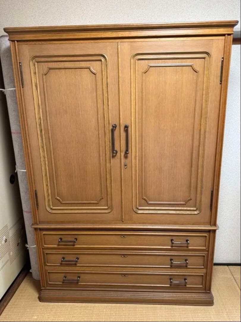 一枚板から造られた高級和ダンス　着物箪笥　着物収納　タンス　送料無料　高級家具