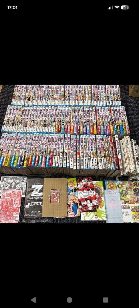 ONE PIECE 全113巻セットとオマケ多数　　　裁断済み