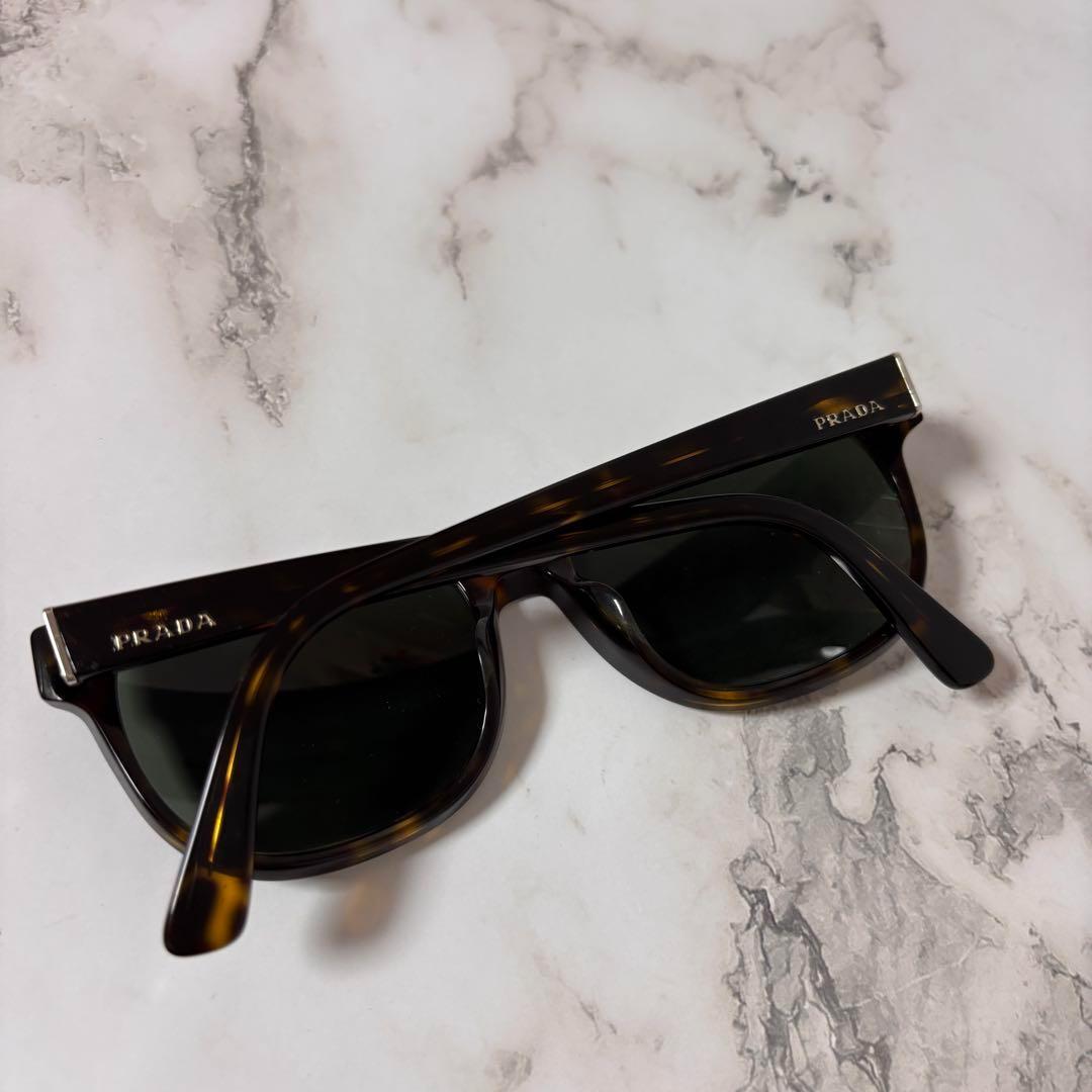 【美品】 プラダ サングラス ゴールドロゴ ユニセックス べっこう柄 ブラック