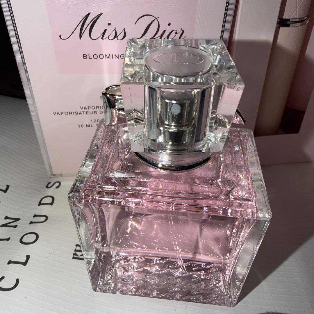 ミスディオール ブルーミングブーケ